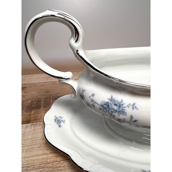 Johann Haviland Bavaria Germany Blue Floral Porcelain Gravy Boat With Attached U - Picture 3 of 6